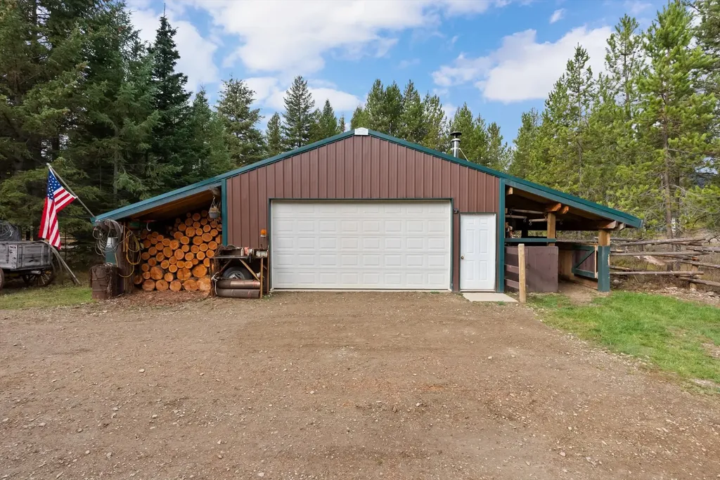 236 Thompson Deborgia Road De Borgia MT 59830