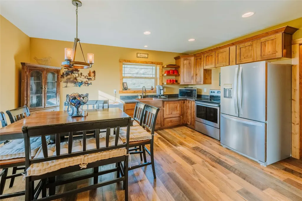 7 Papson Ridge Lane Hall MT 59837