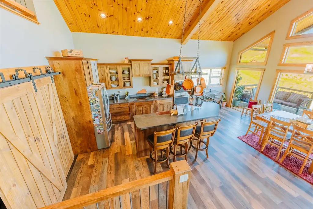 7 Papson Ridge Lane Hall MT 59837