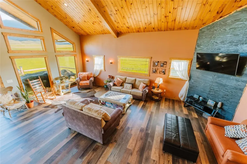 7 Papson Ridge Lane Hall MT 59837