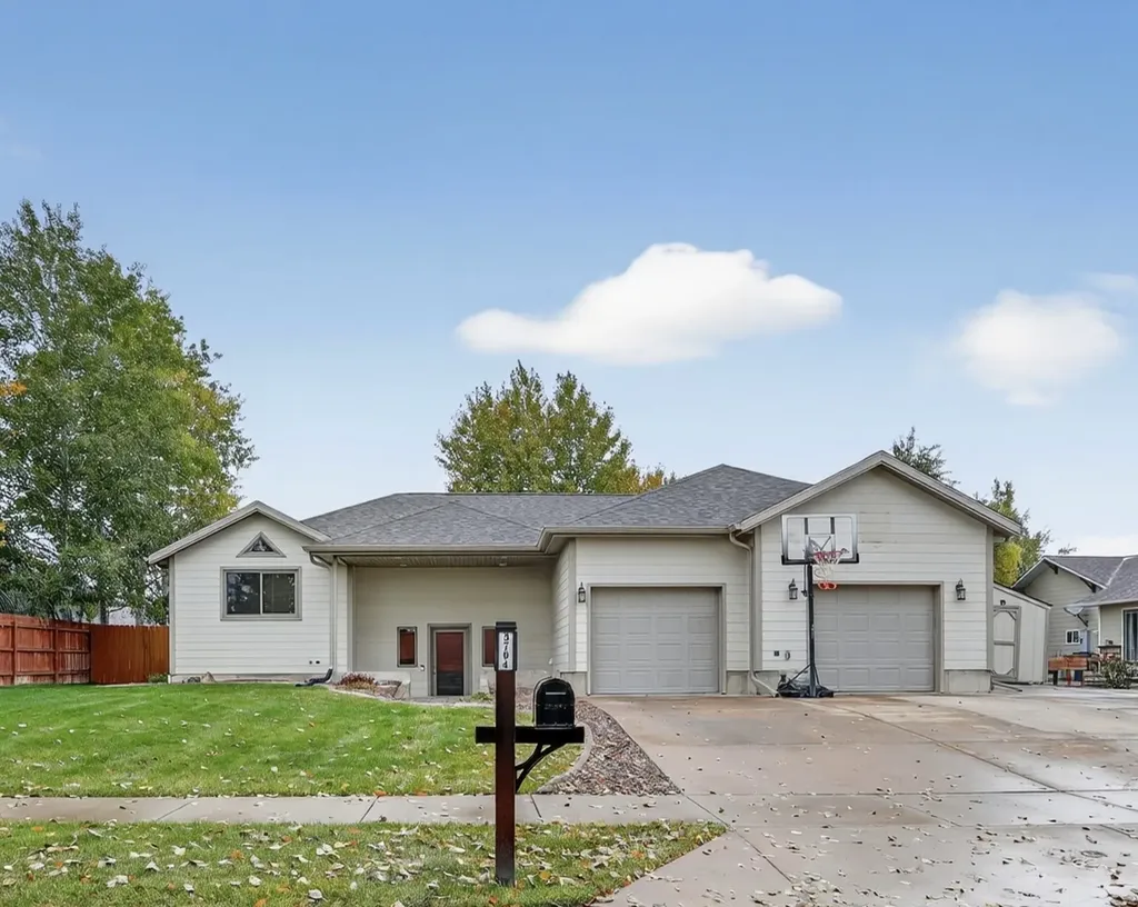 3704 4th Street NE Great Falls MT 59404