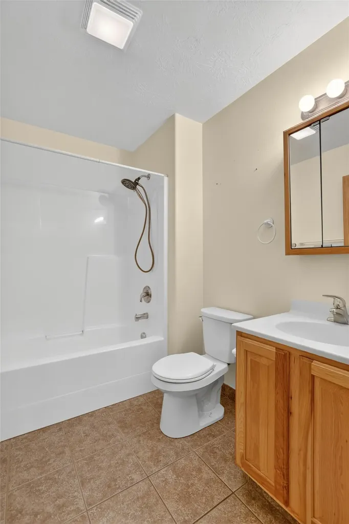 3704 4th Street NE Great Falls MT 59404