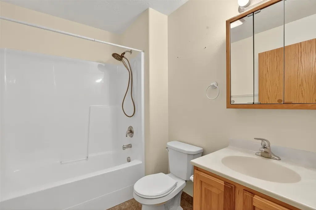 3704 4th Street NE Great Falls MT 59404