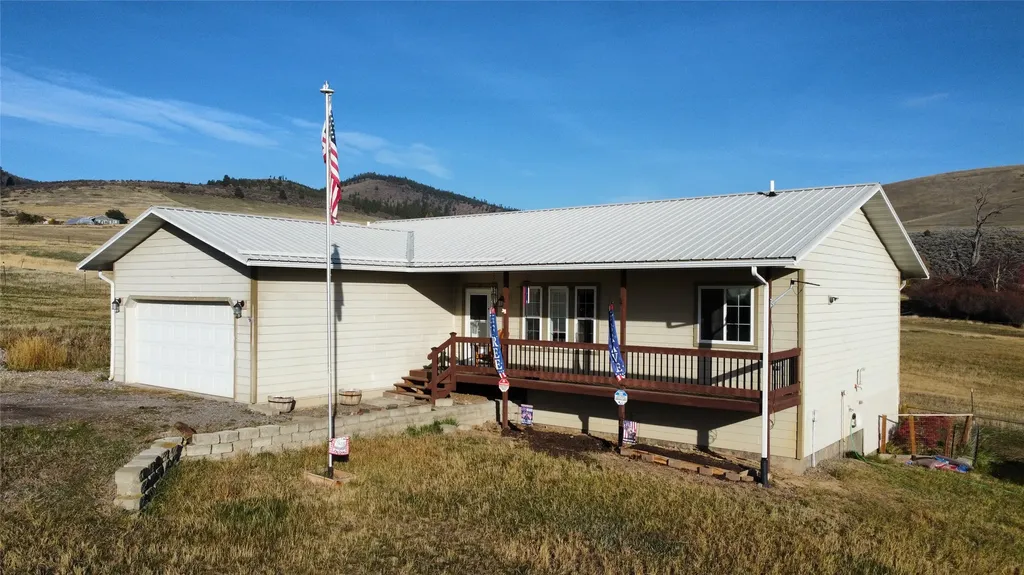 508 North Road Hot Springs MT 59845