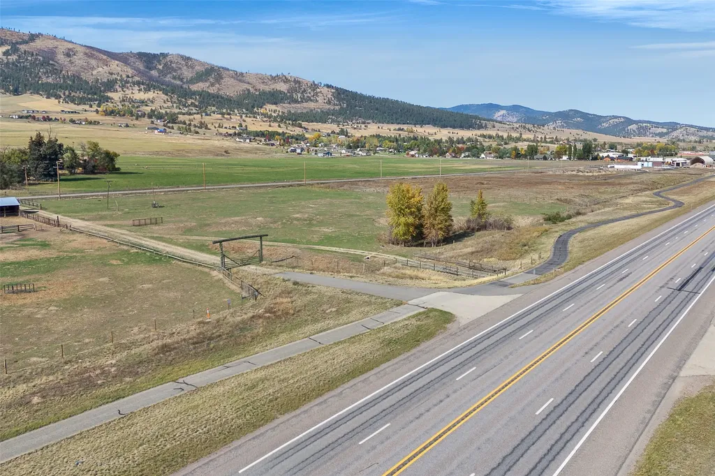 000 Homestead Gateway Florence MT 59833