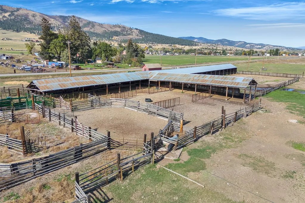 000 Homestead Gateway Florence MT 59833