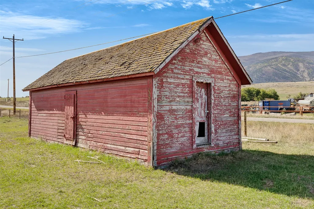 000 Homestead Gateway Florence MT 59833