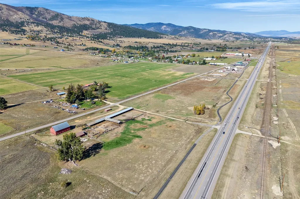 000 Homestead Gateway Florence MT 59833