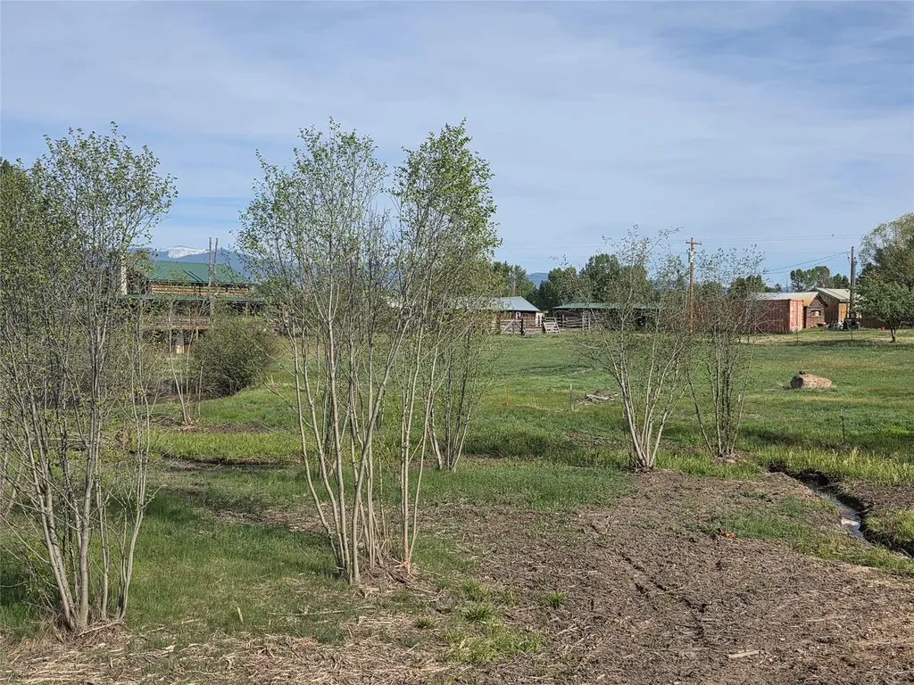 2326 Middle Bear Creek Road Victor MT 59875