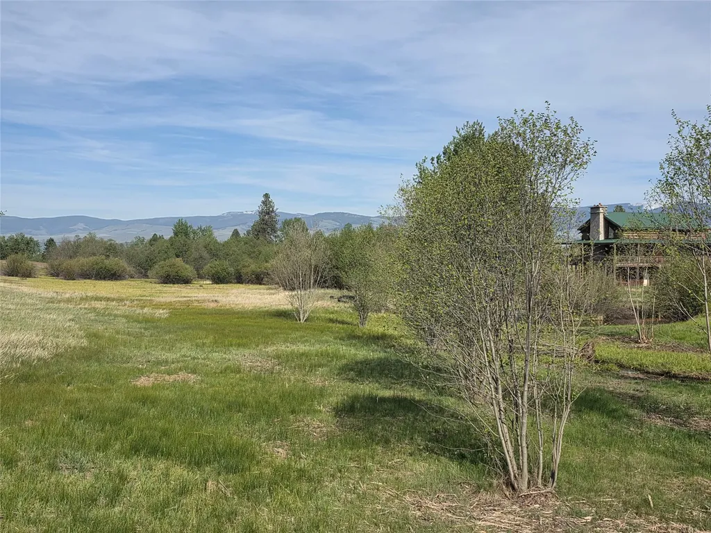 2326 Middle Bear Creek Road Victor MT 59875