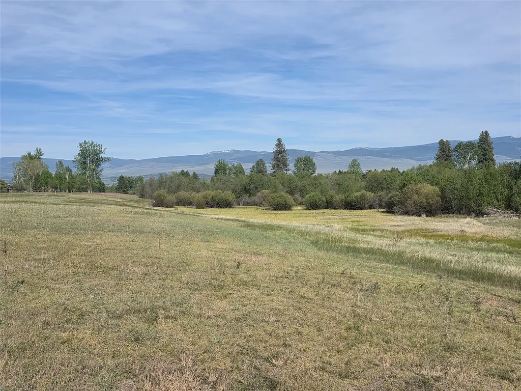 2326 Middle Bear Creek Road Victor MT 59875