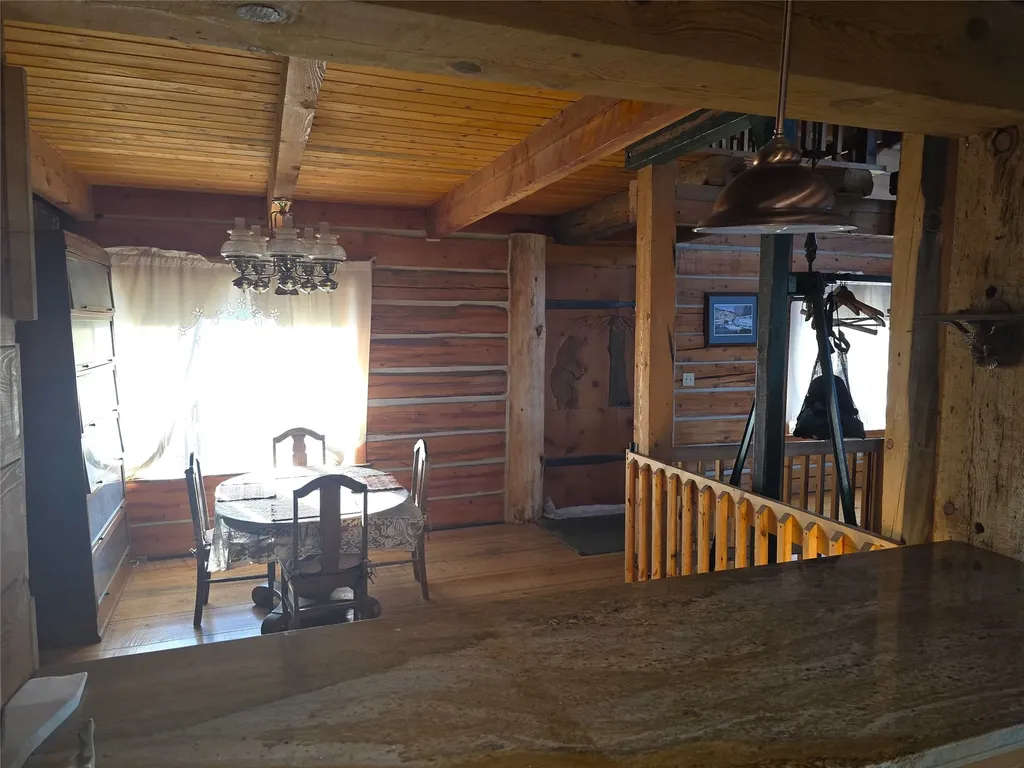 2326 Middle Bear Creek Road Victor MT 59875