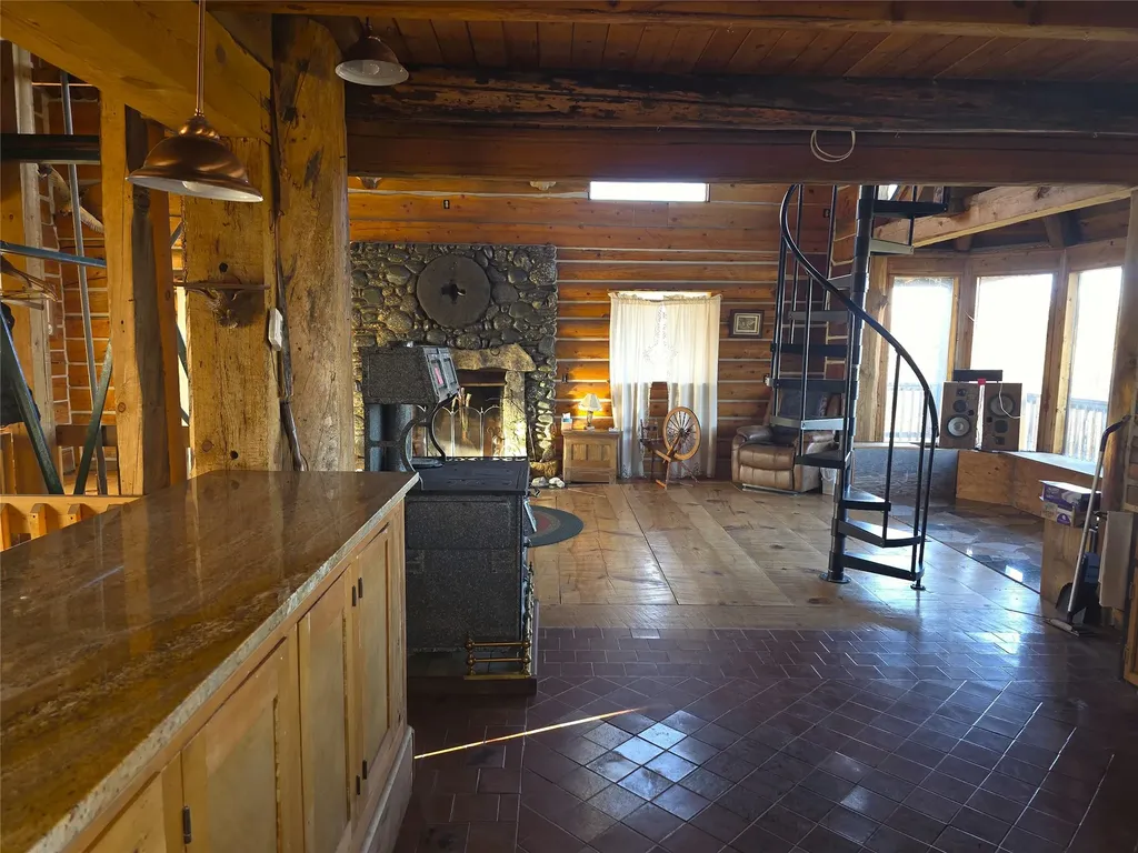 2326 Middle Bear Creek Road Victor MT 59875