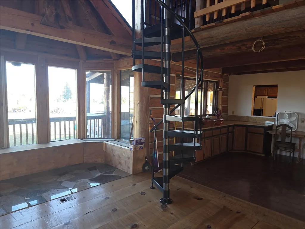 2326 Middle Bear Creek Road Victor MT 59875