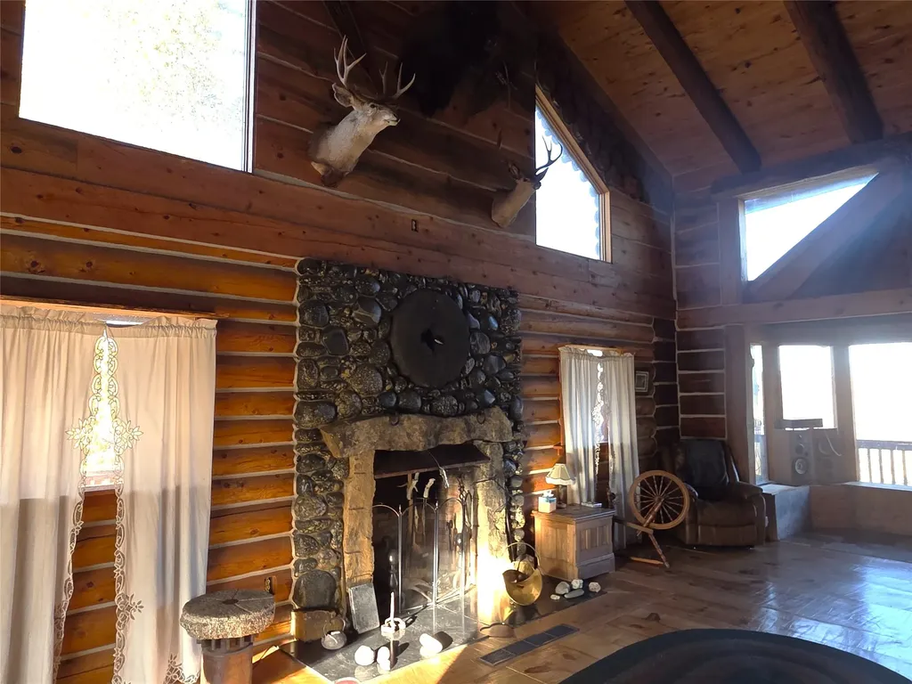 2326 Middle Bear Creek Road Victor MT 59875