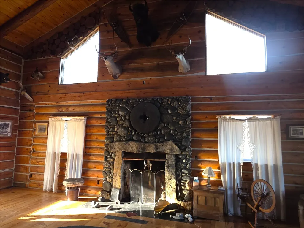 2326 Middle Bear Creek Road Victor MT 59875