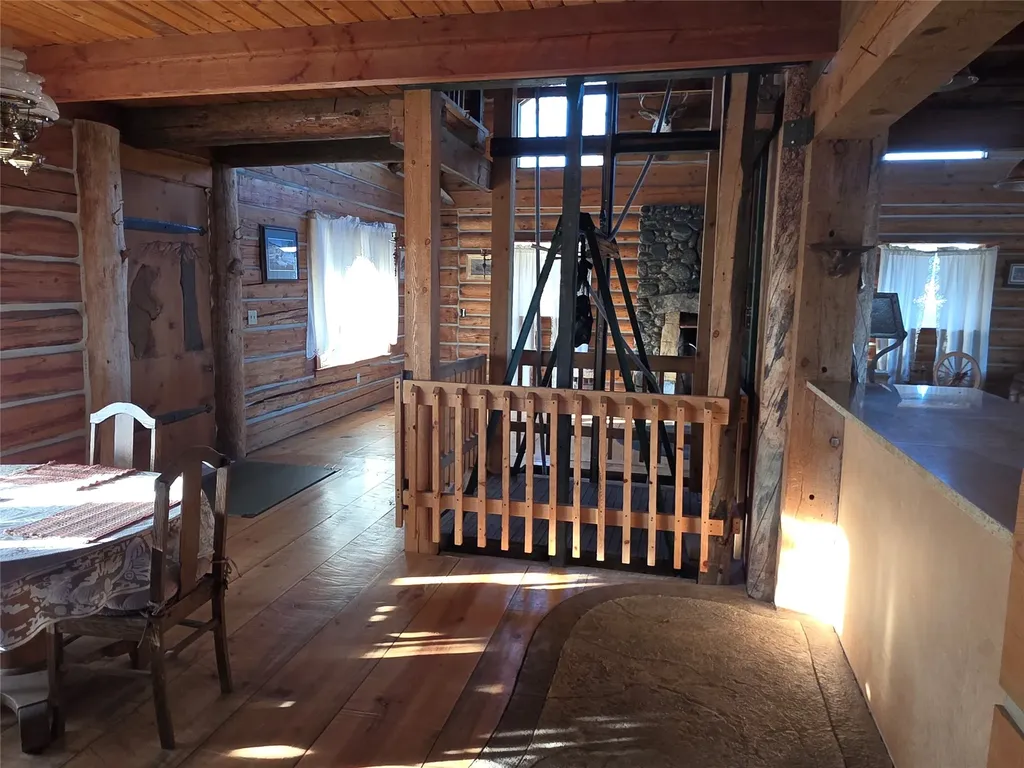 2326 Middle Bear Creek Road Victor MT 59875