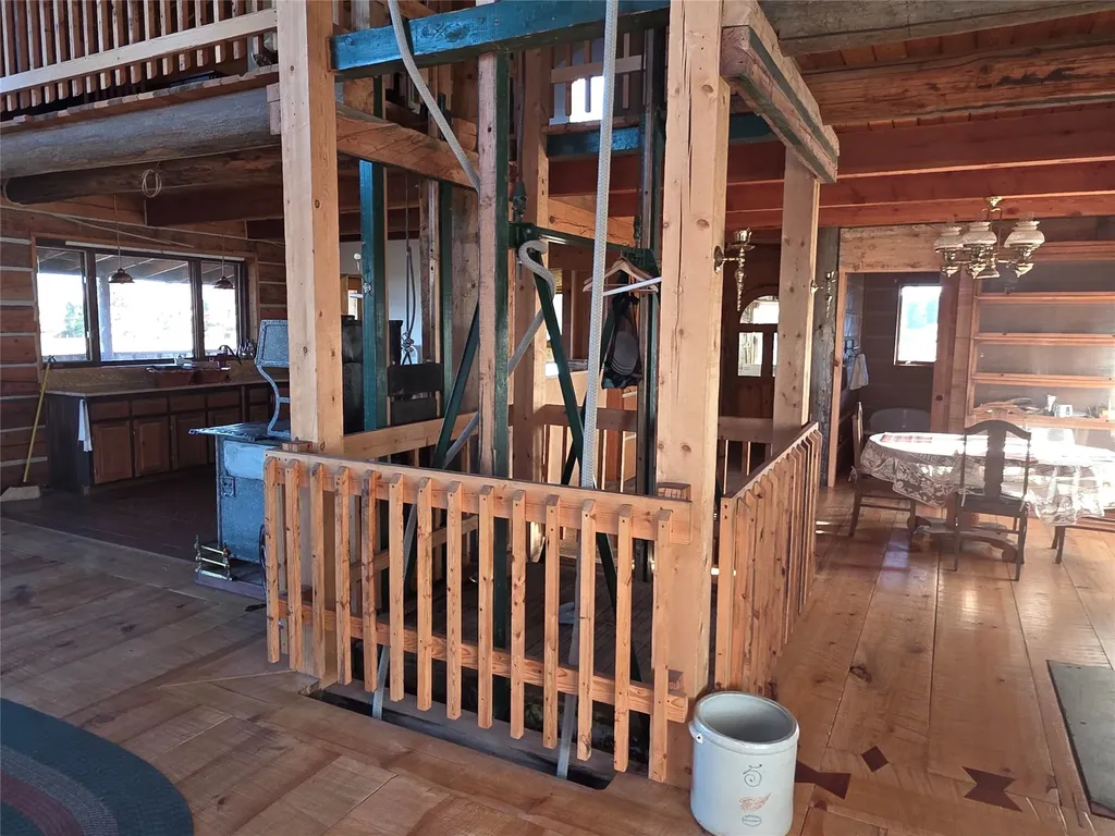 2326 Middle Bear Creek Road Victor MT 59875