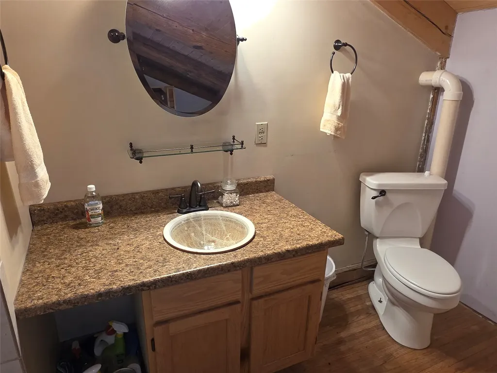 2326 Middle Bear Creek Road Victor MT 59875