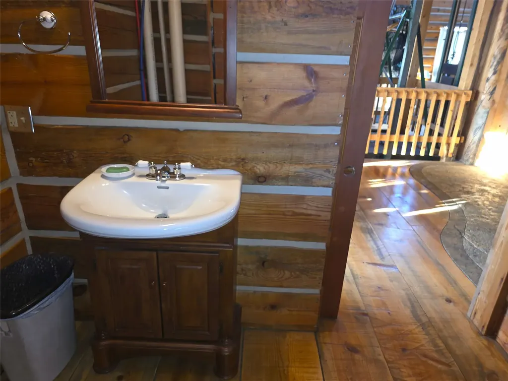 2326 Middle Bear Creek Road Victor MT 59875