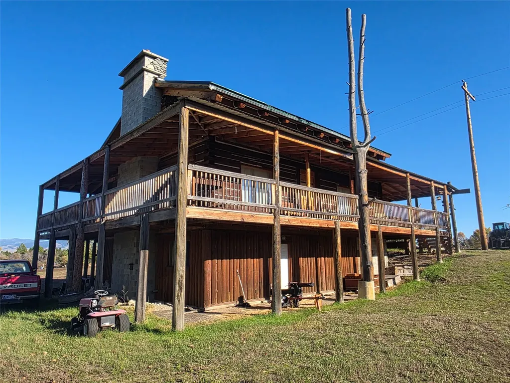 2326 Middle Bear Creek Road Victor MT 59875