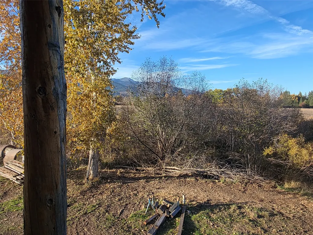 2326 Middle Bear Creek Road Victor MT 59875