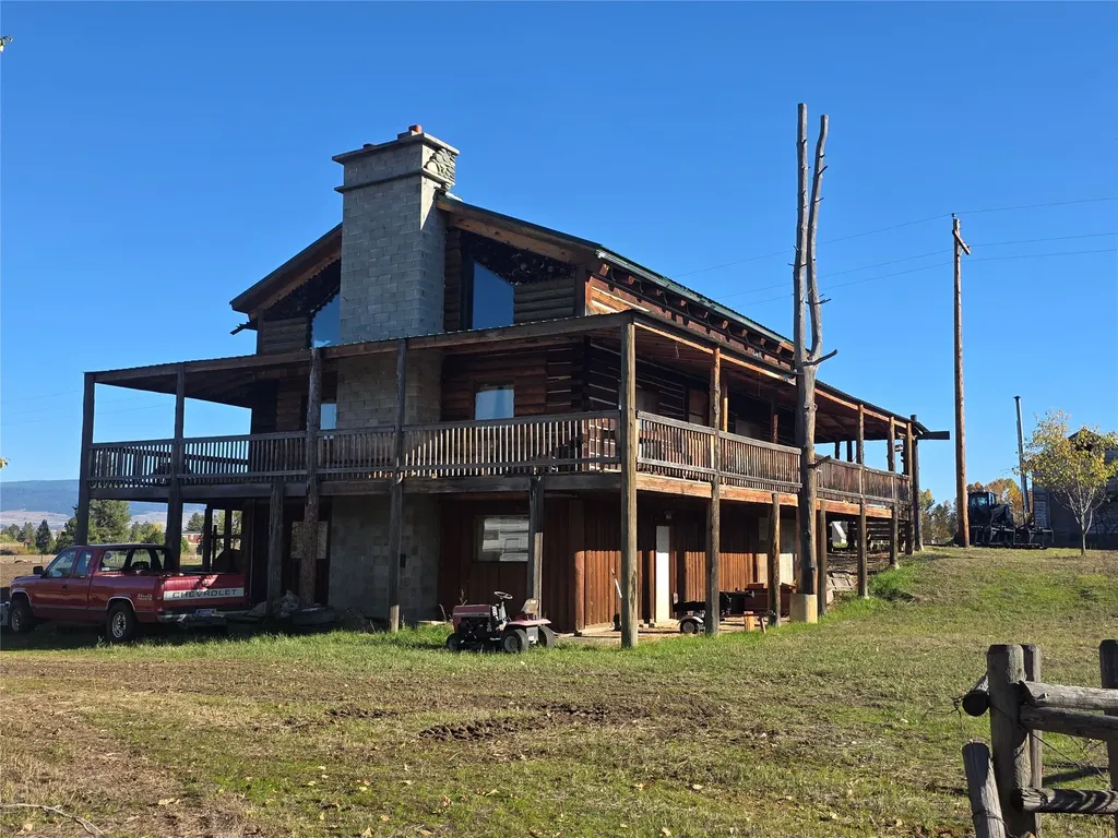 2326 Middle Bear Creek Road Victor MT 59875