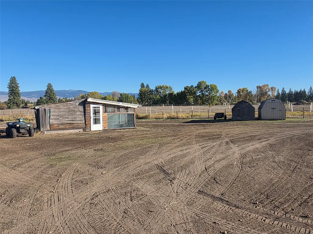 2326 Middle Bear Creek Road Victor MT 59875