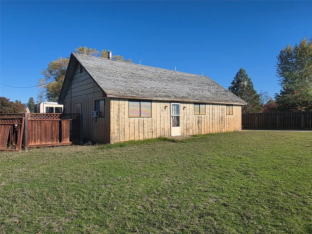 2326 Middle Bear Creek Road Victor MT 59875