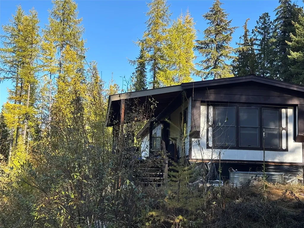 1089 Cedar Hills Road Trego MT 59934