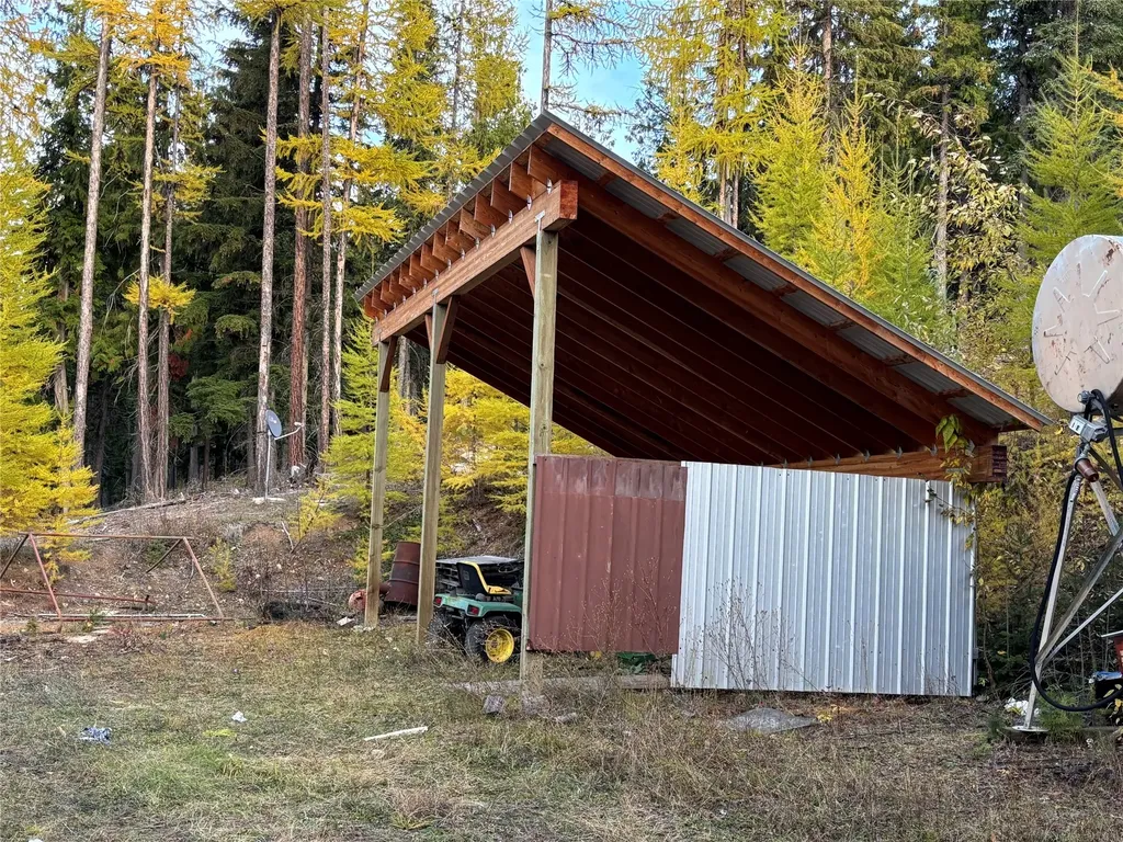1089 Cedar Hills Road Trego MT 59934