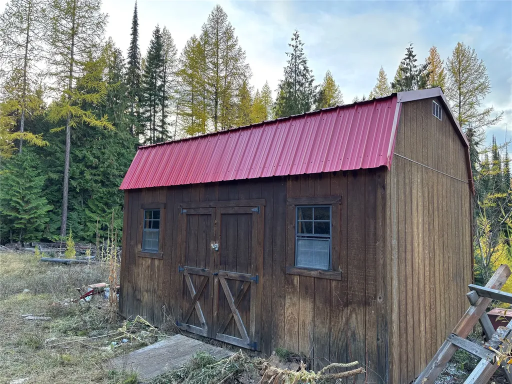 1089 Cedar Hills Road Trego MT 59934