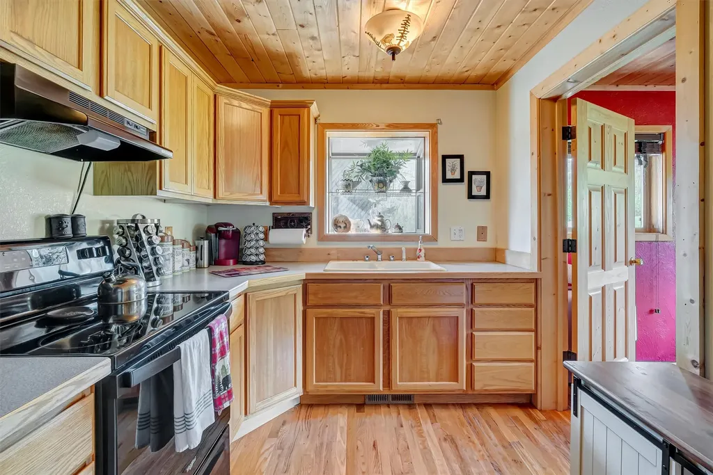 181 Hart Bench Road Darby MT 59829