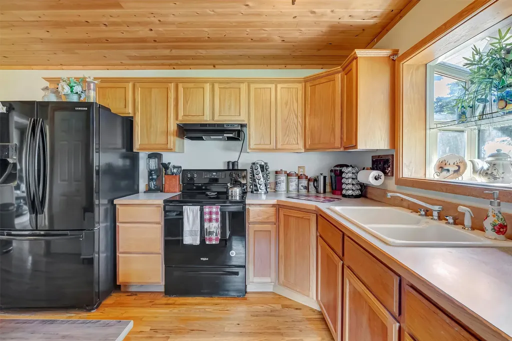 181 Hart Bench Road Darby MT 59829