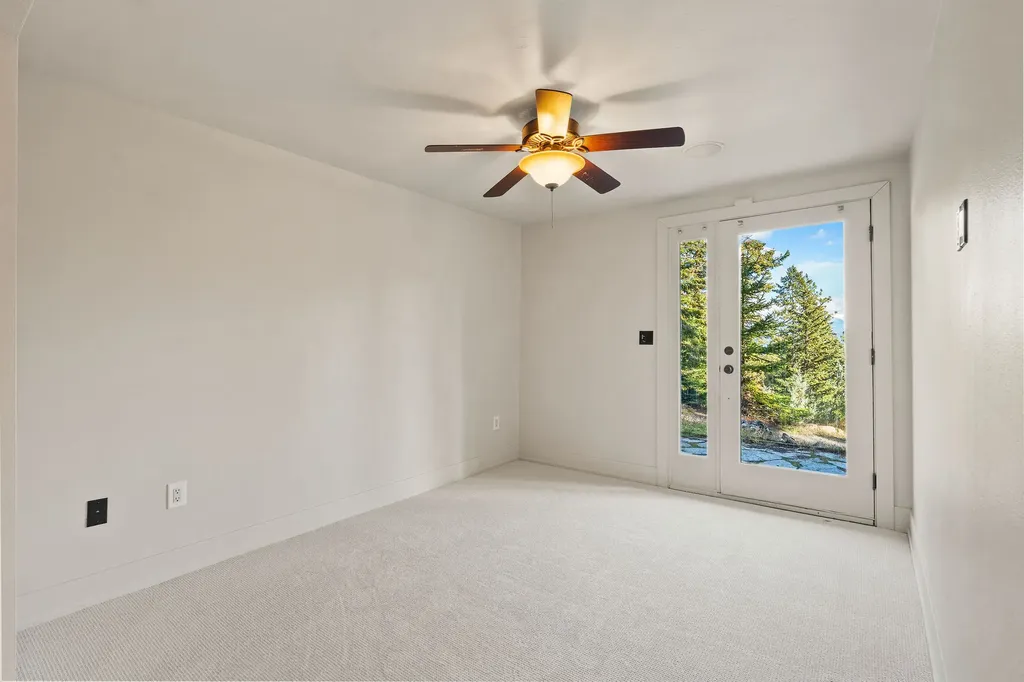 92 Grandview Terrace Lakeside MT 59922