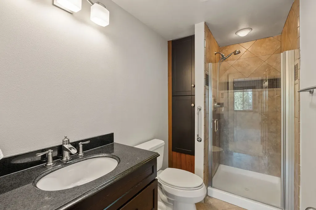 92 Grandview Terrace Lakeside MT 59922