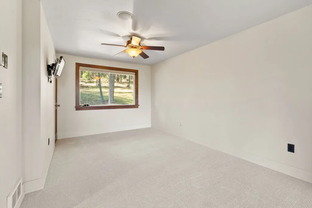 92 Grandview Terrace Lakeside MT 59922