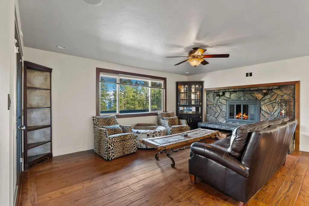 92 Grandview Terrace Lakeside MT 59922
