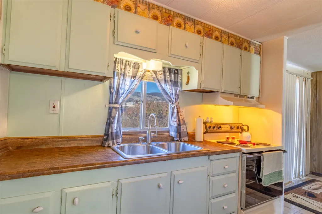 508 & 510 W 1st Avenue Boulder MT 59632