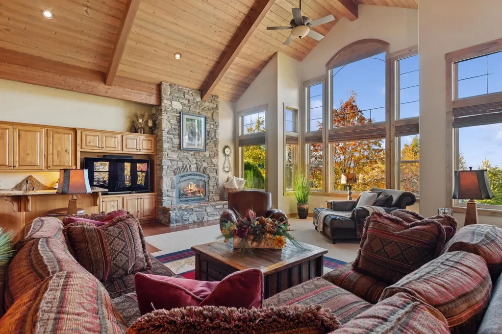 109 Levi Court Bigfork MT 59911