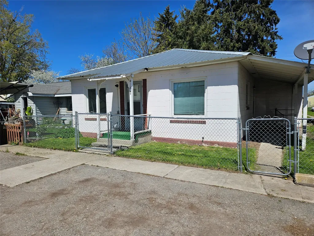 418 Buchanan Street SW Ronan MT 59864