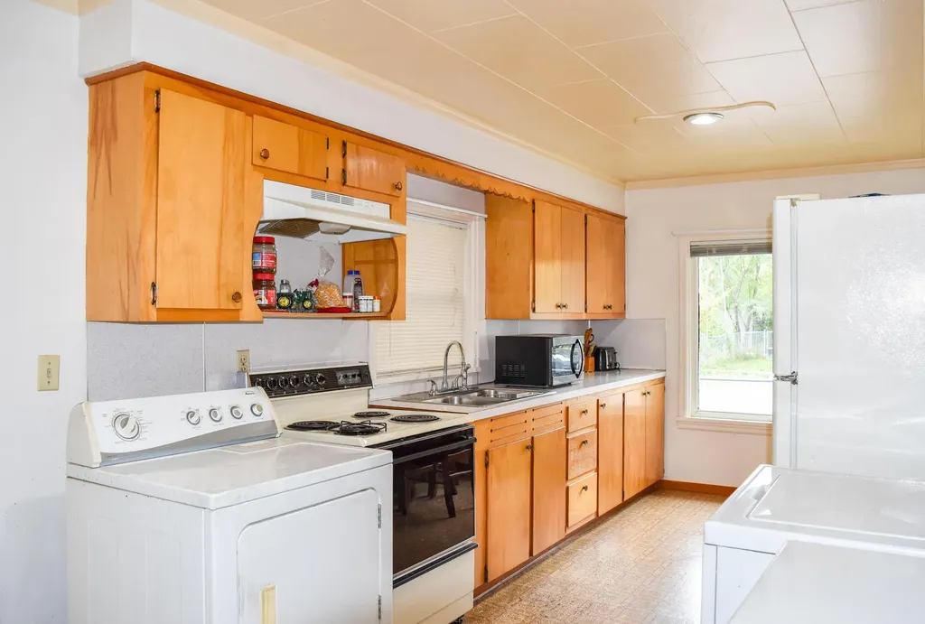 418 Buchanan Street SW Ronan MT 59864