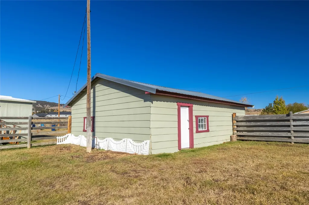 508 & 510 W 1st Avenue Boulder MT 59632