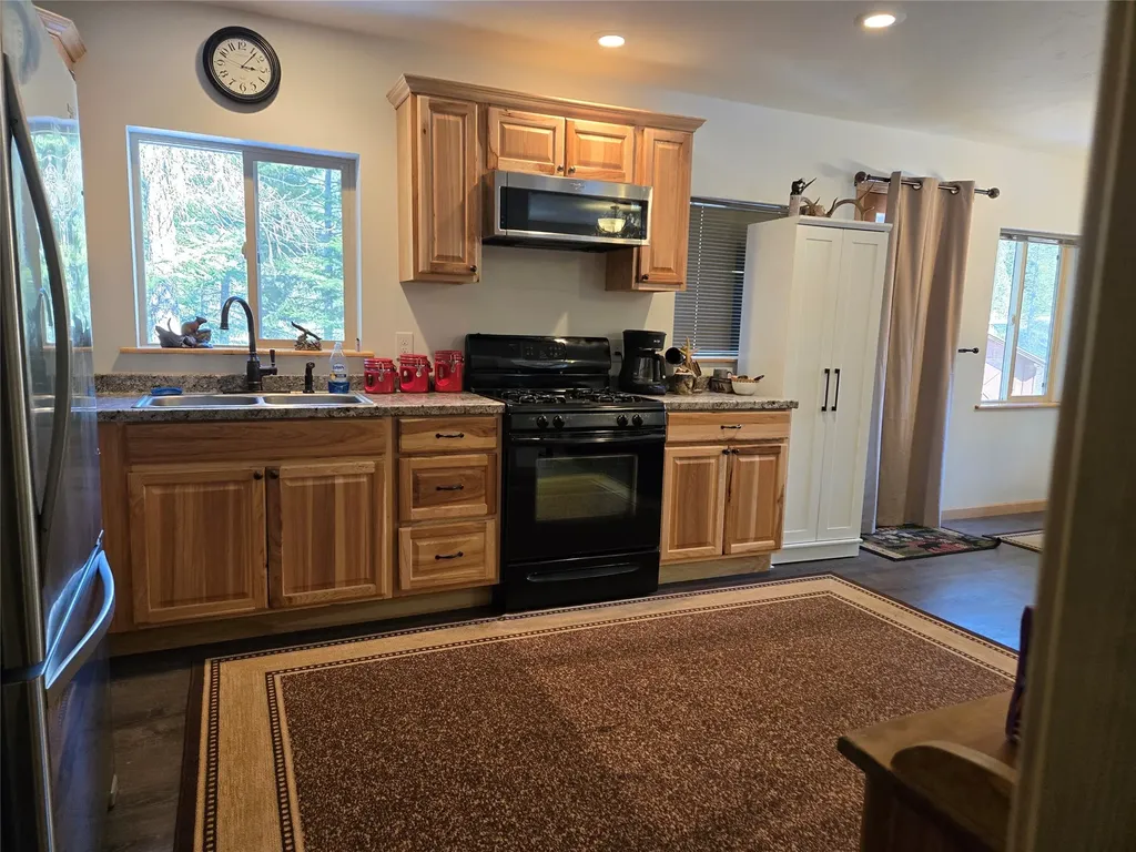 49 Government Mountain Road Noxon MT 59853