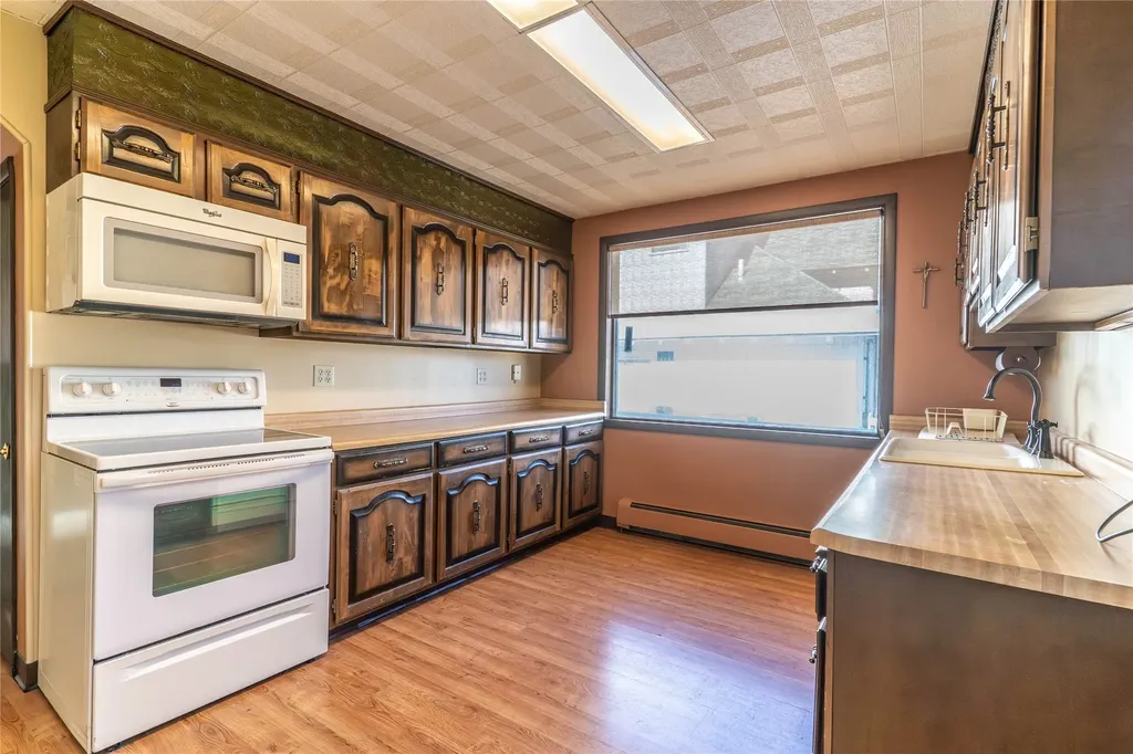 411 Pine Street Anaconda MT 59711