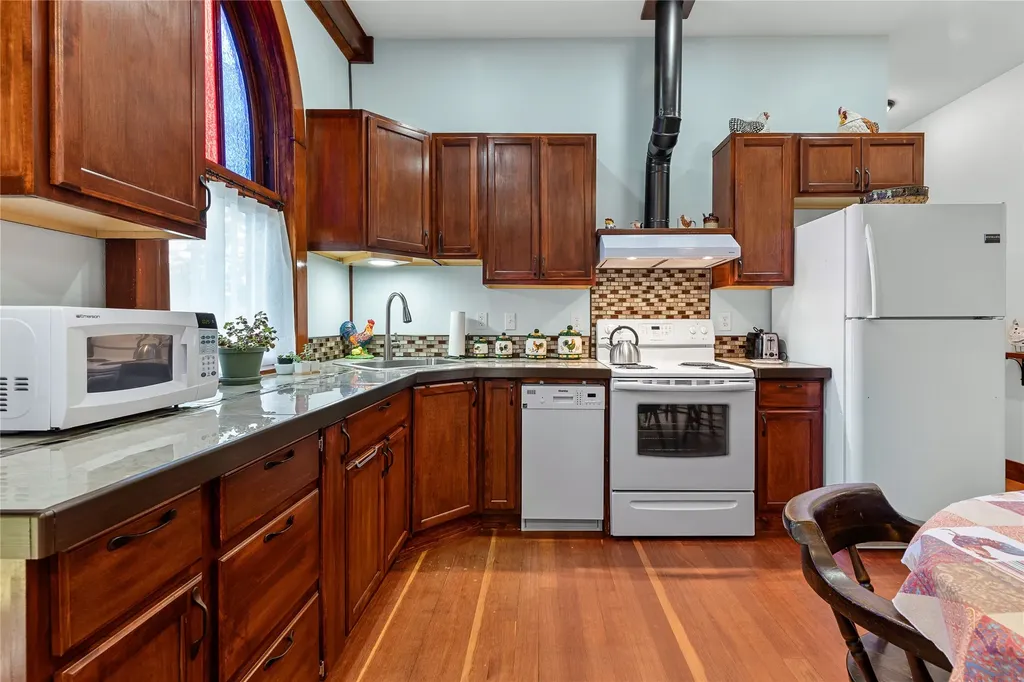 38594 4th Street W Charlo MT 59824