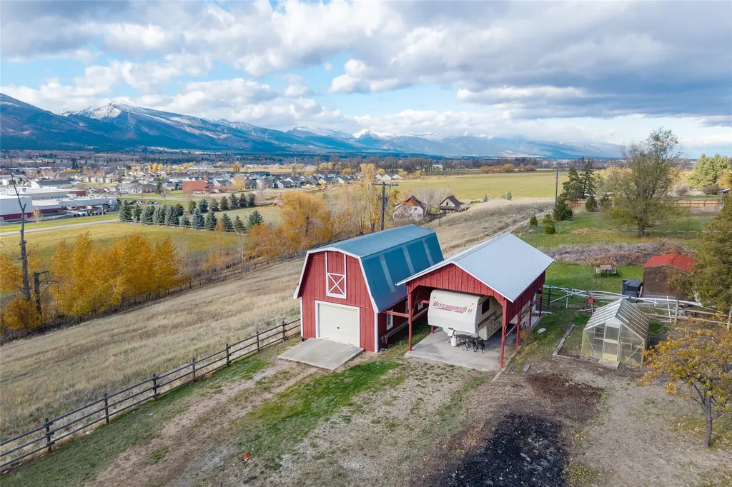 183 Eastside Highway Hamilton MT 59840
