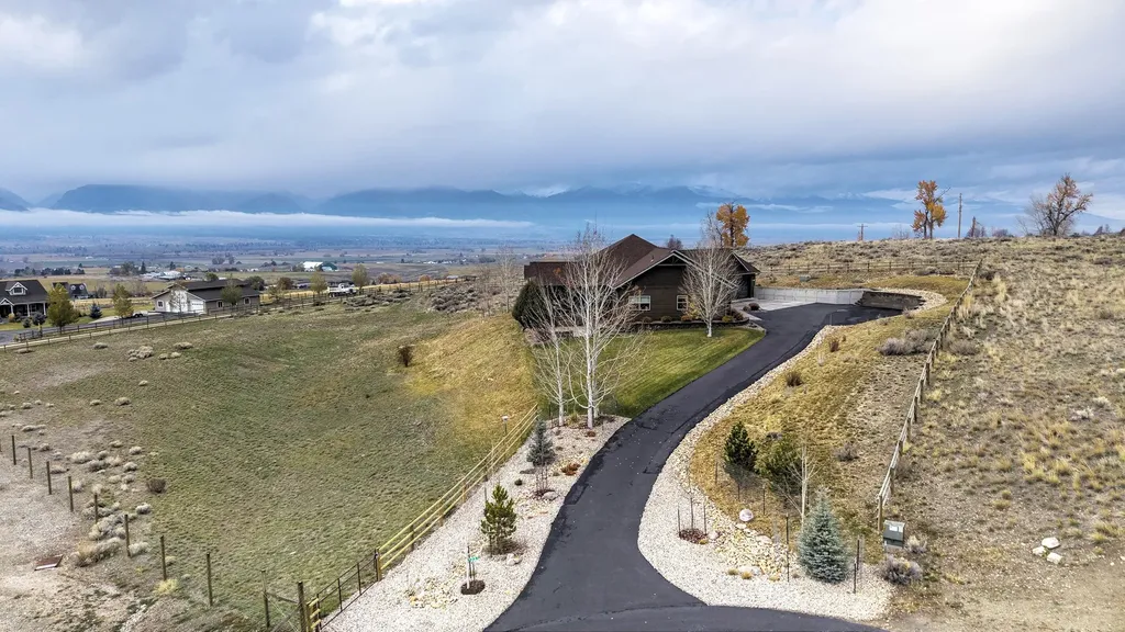 1631 Empire Terrace Corvallis MT 59828