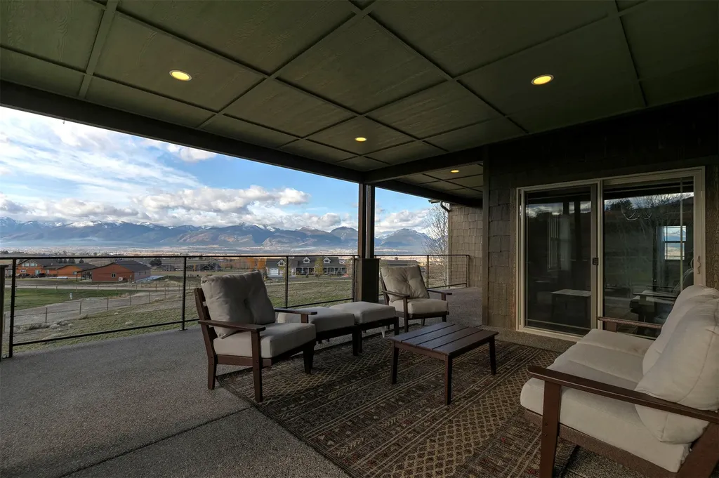 1631 Empire Terrace Corvallis MT 59828