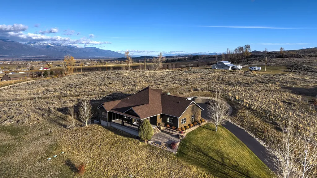 1631 Empire Terrace Corvallis MT 59828